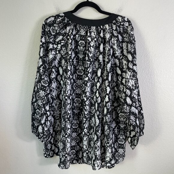 NEW Calvin Klein Womans Plus 2X Snakeskin Print Blouse Long Sleeve Shirt Top - Picture 6 of 8
